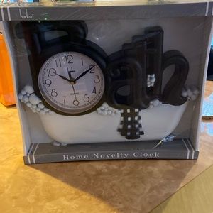 Bathroom Wall Clock, Bath Tub (Black)